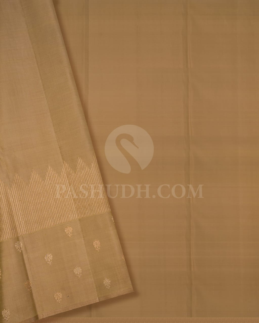 Bottle Green With Ivory Kanjivaram Silk Saree-S1034(D)