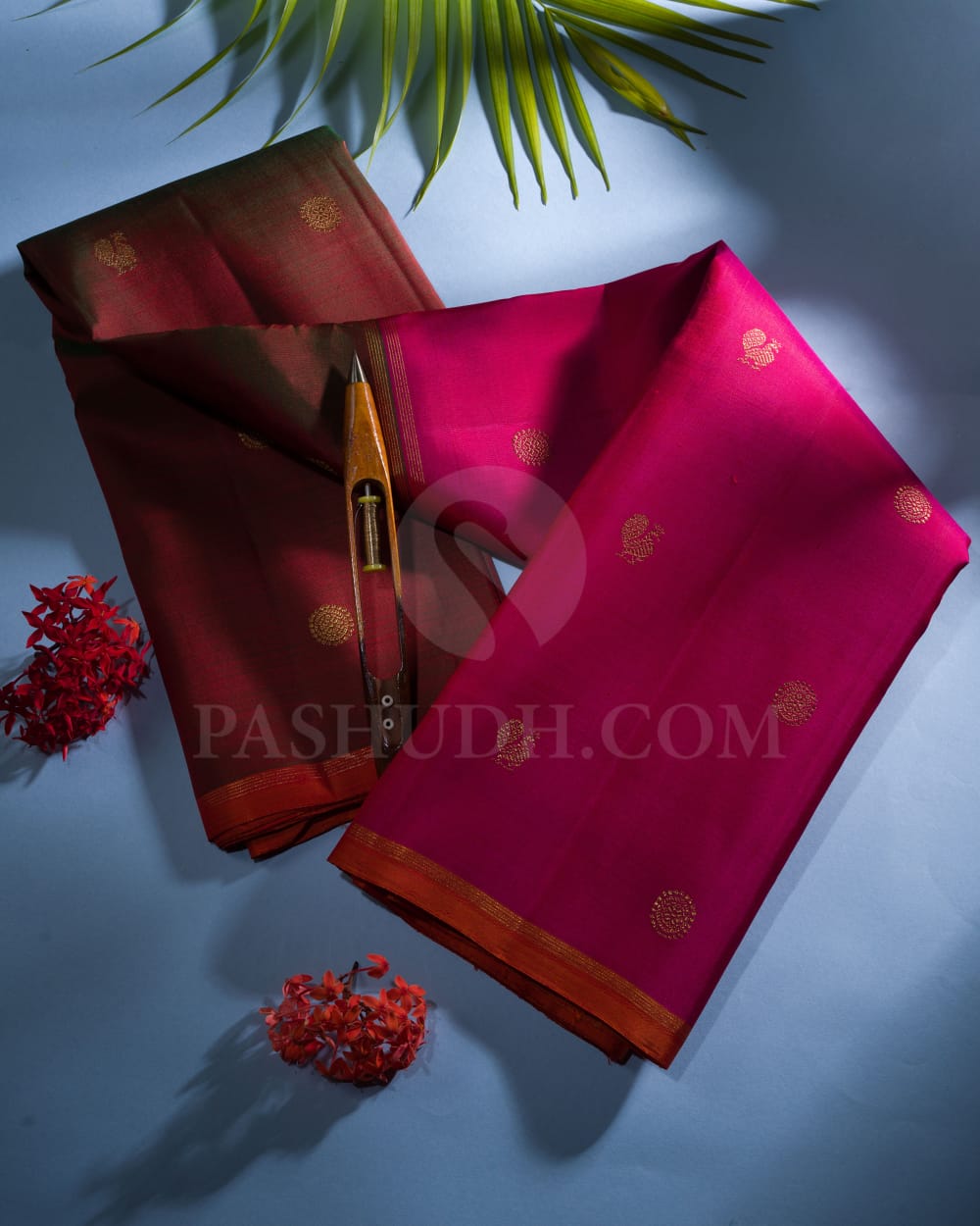 Rani Pink And Bottle Green Borderless Traditional Pure Kanjivaram Silk Saree-SP105