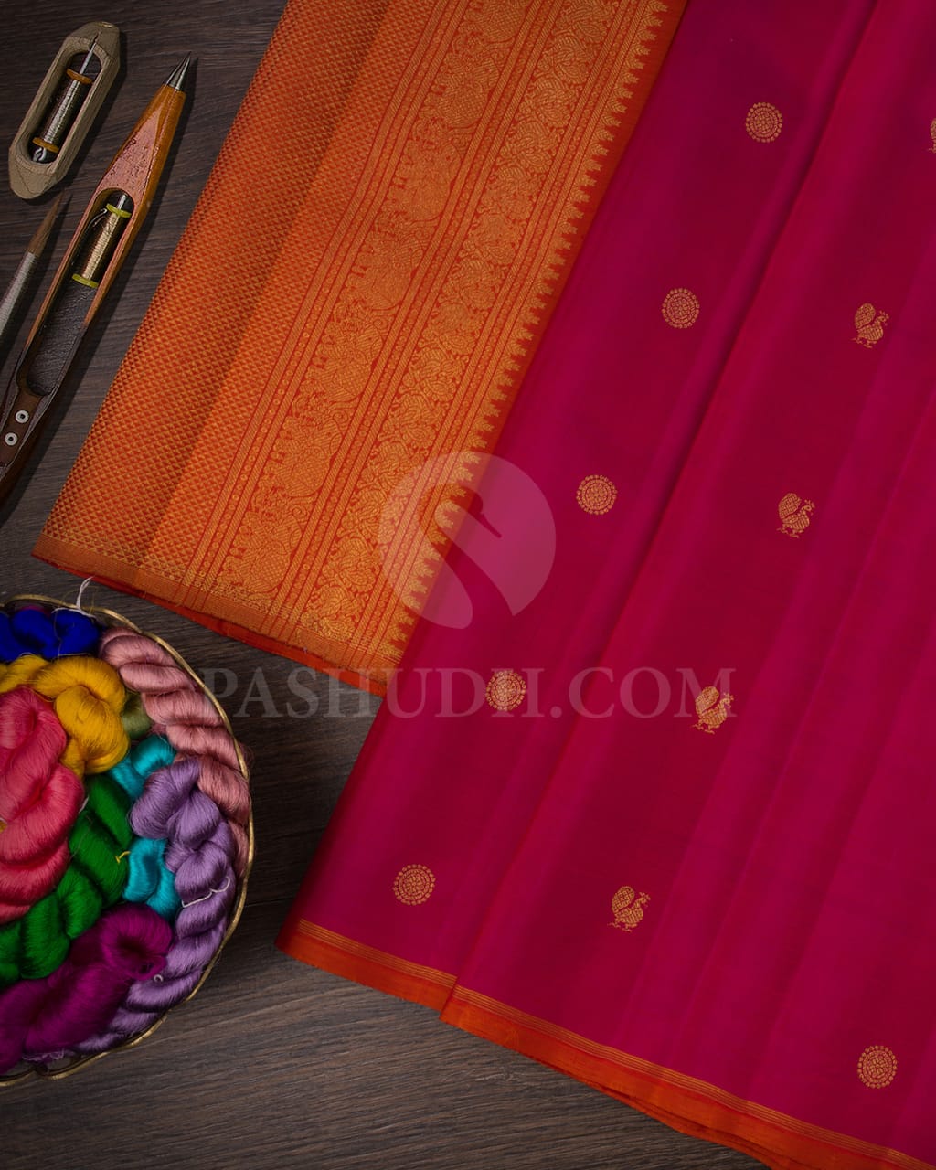 Rani Pink And Bottle Green Borderless Traditional Pure Kanjivaram Silk Saree-SP105