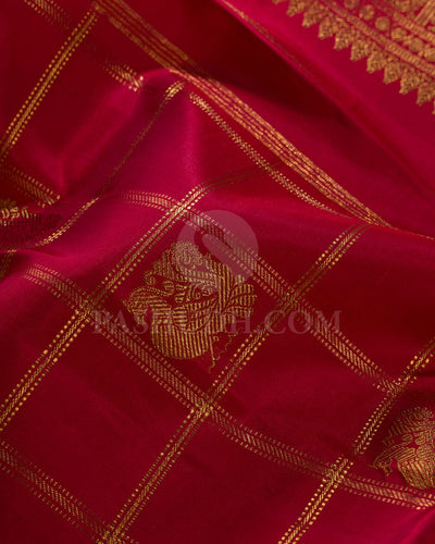 Bright Red Pure Kanjivaram Silk Saree-SP119