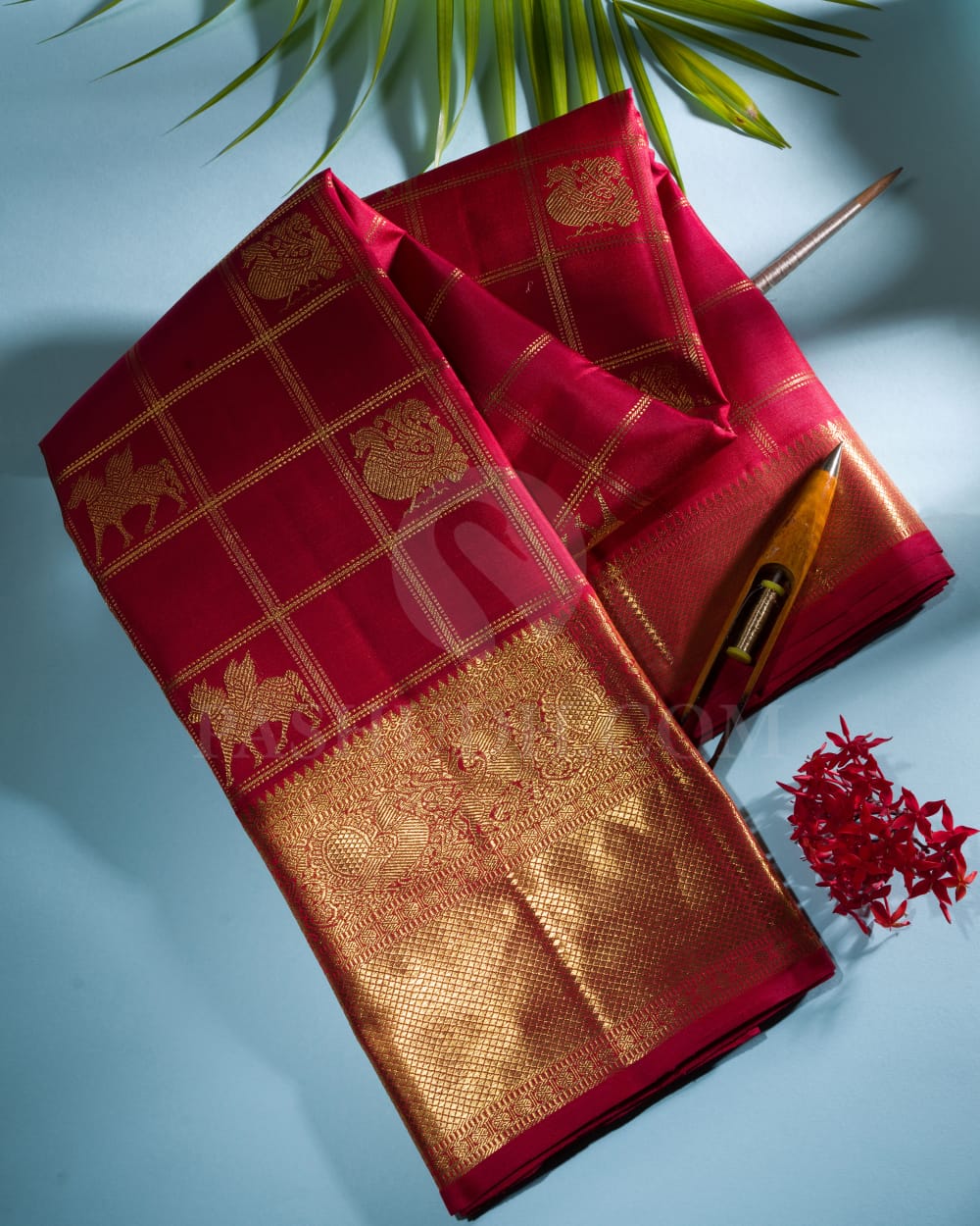 Bright Red Pure Kanjivaram Silk Saree-SP119