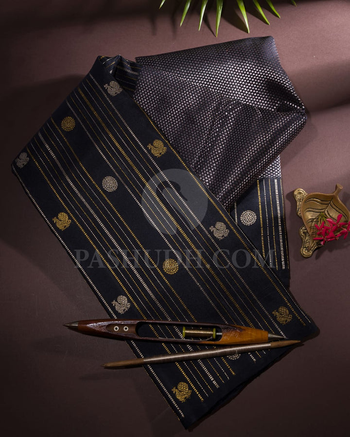 Black And Gold Beige Kanjivaram Silk Saree-S1478(B)