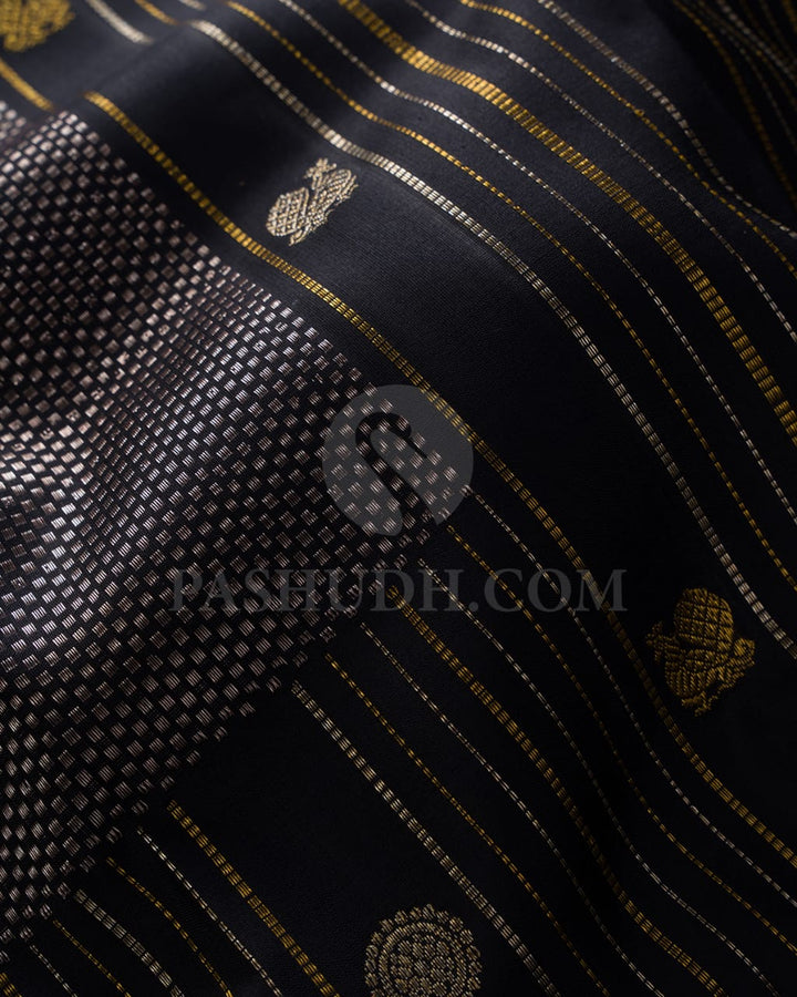 Black And Gold Beige Kanjivaram Silk Saree-S1478(B)