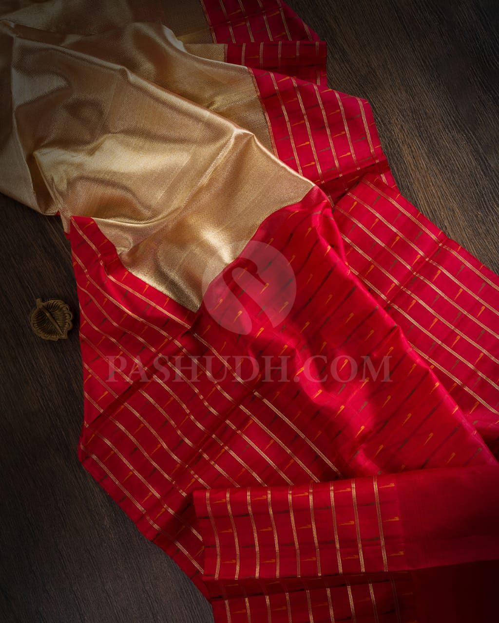 Gold Silver Organza Shimmer Kanjivaram Silk Saree With Red Paithani Border -S1354(C)