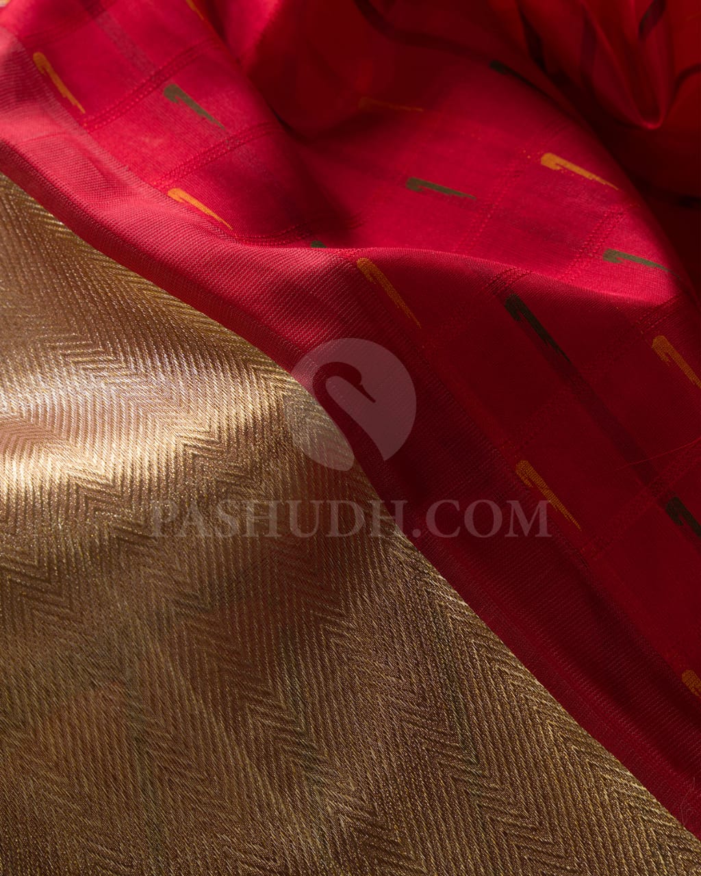 Gold Silver Organza Shimmer Kanjivaram Silk Saree With Red Paithani Border -S1354(C)
