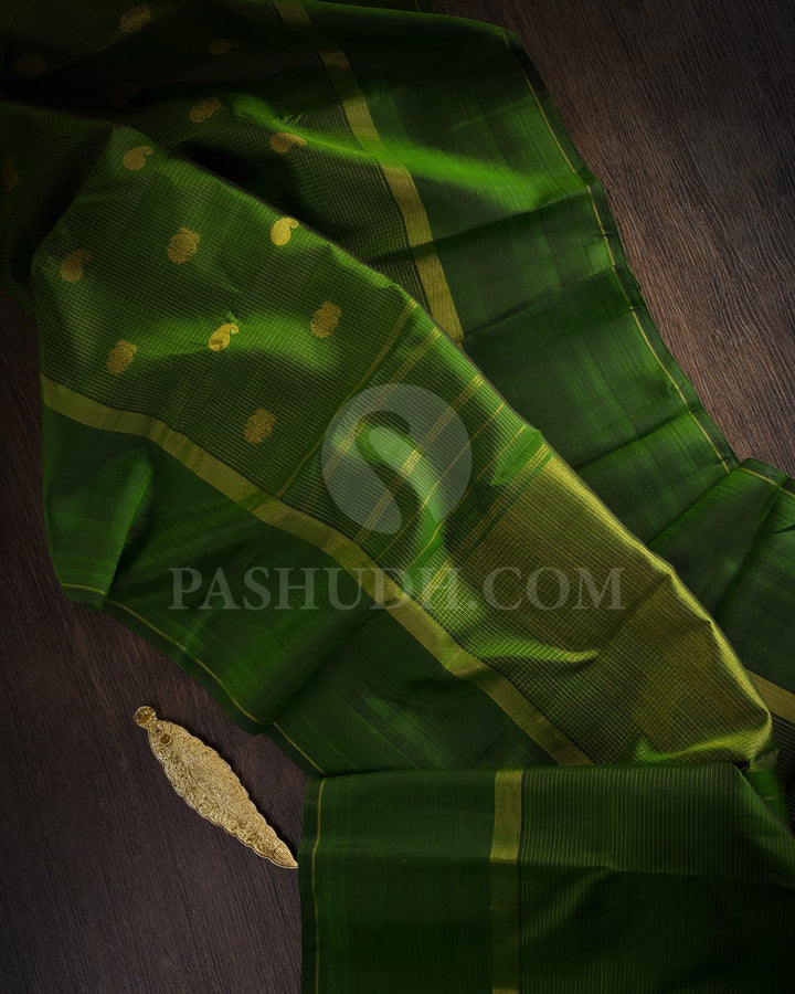 Hunter Green Pure Zari Kanjivaram Silk Saree-SP160
