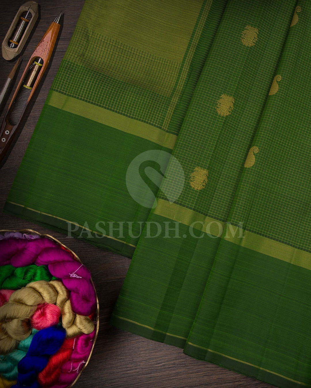 Hunter Green Pure Zari Kanjivaram Silk Saree-SP160