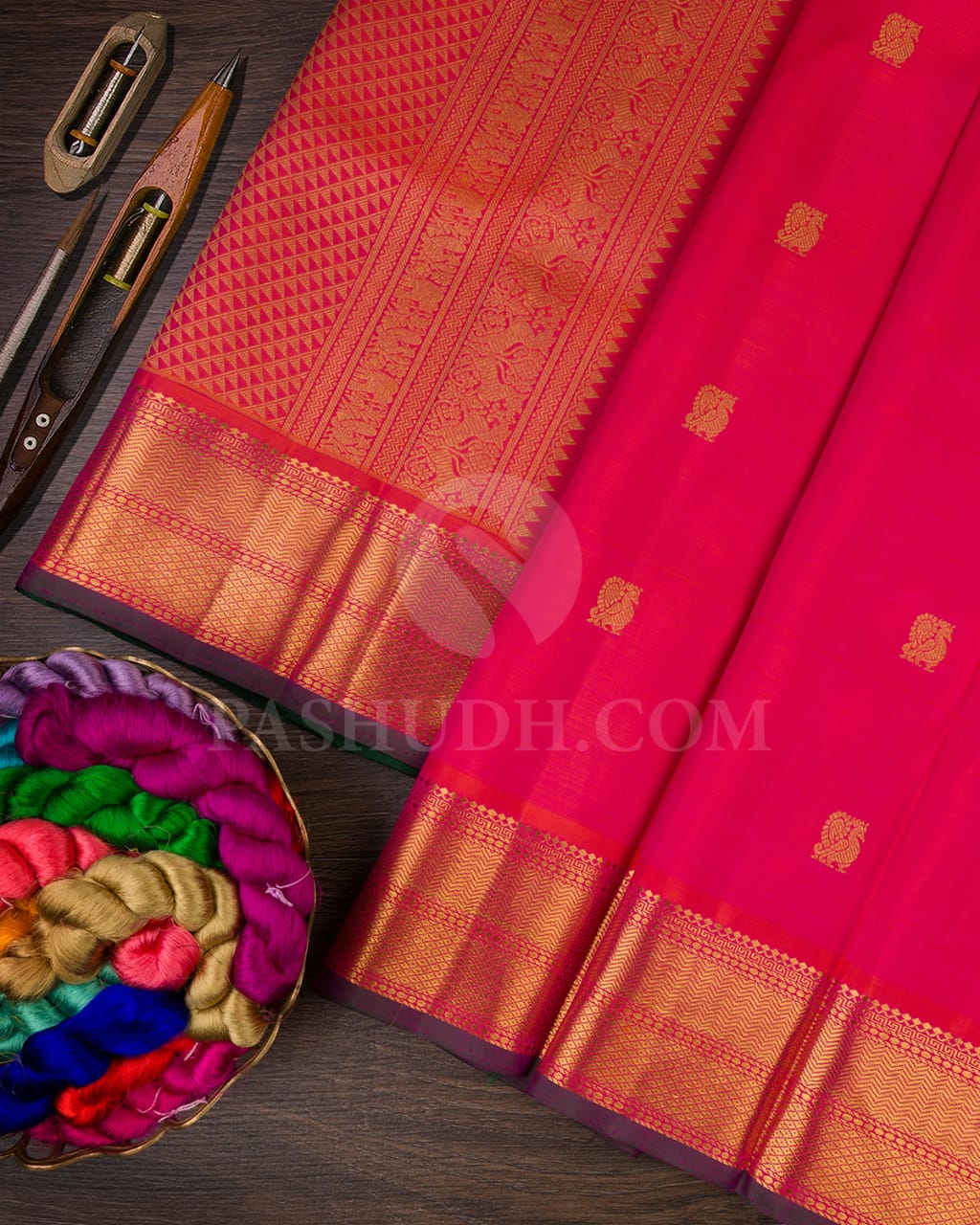 Dual-Shaded Bright Pink Kanjivaram Silk Saree-SP137