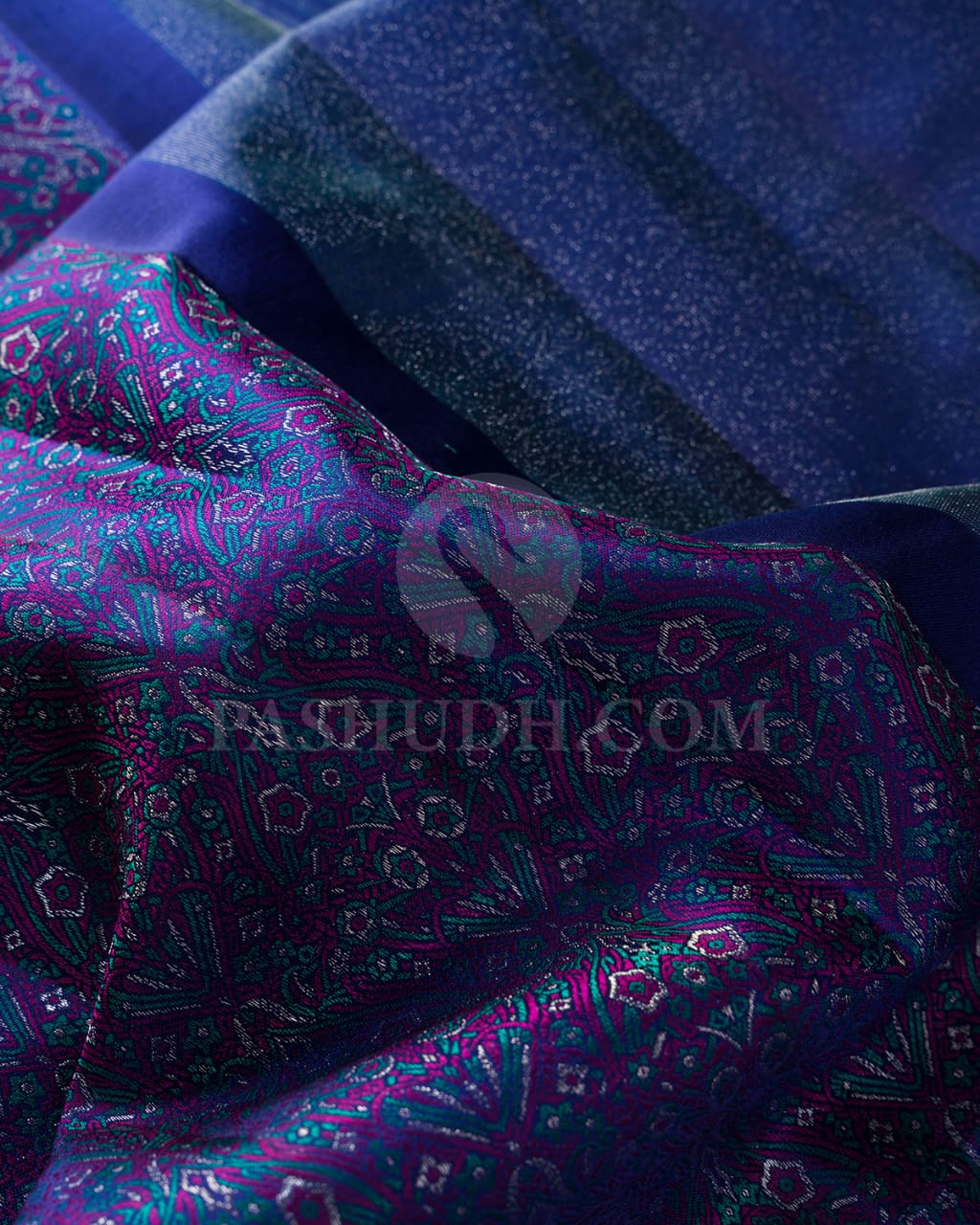 Dark Blue Borderless Kanjivaram Silk Saree-DJ391(A)