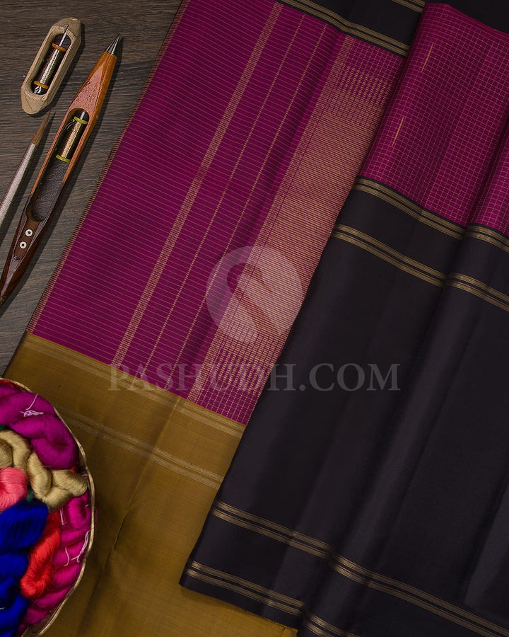 Muppagam Pure Zari Kanjivaram Silk Saree-SP198