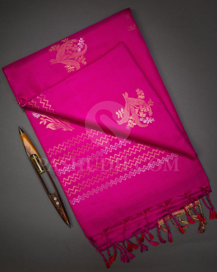 Magenta Pink Floral Patterned Soft Silk Saree-AC114