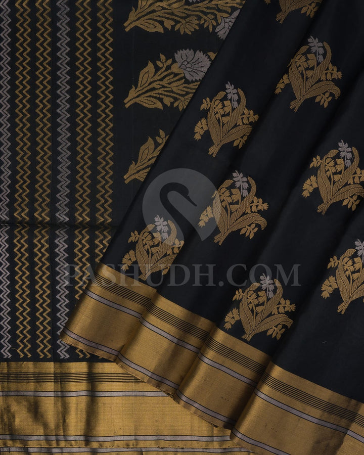 Black Floral Patterned Self Colored Soft Silk Saree-AC112