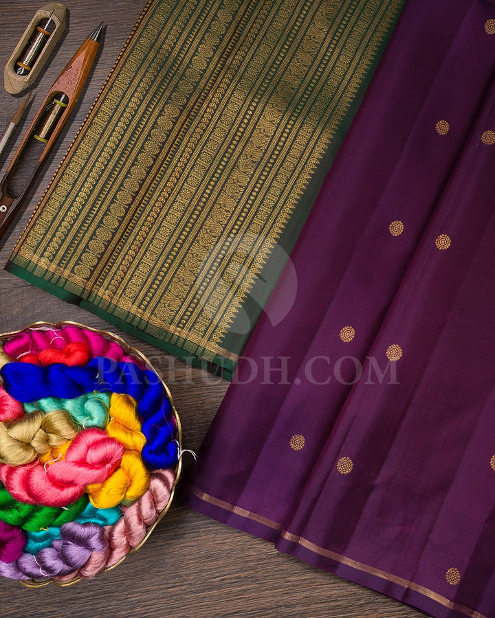 Purple And Bottle Green Traditional Borderless Pure Zari Kanjivaram Silk Saree-SP279