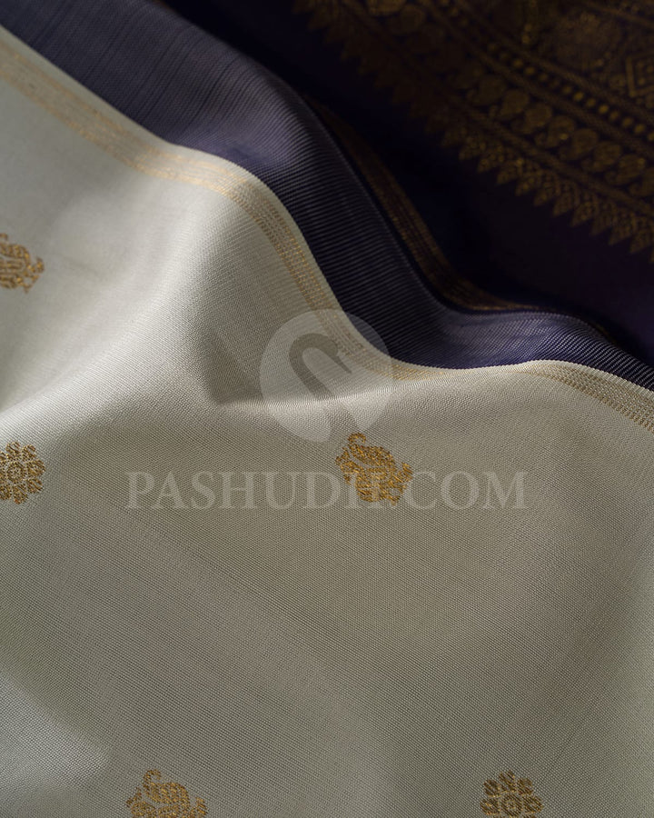 Light Pista Green With Navy Blue Pure Zari Kanjivaram Silk Saree-SP257