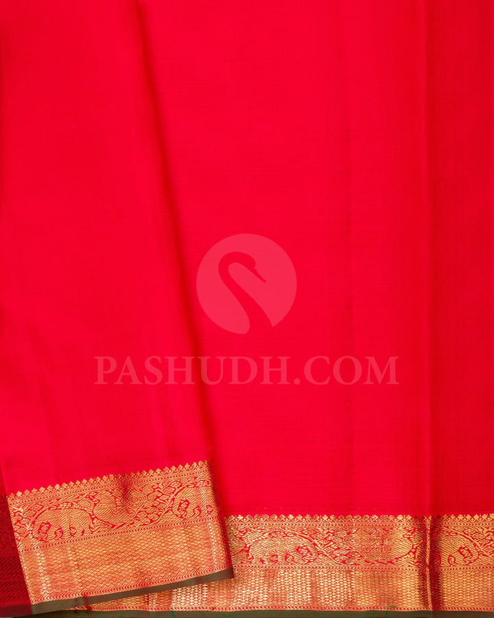 Sunset Red With Bottle Green Pure Zari Kanjivaram Silk Saree-SP244