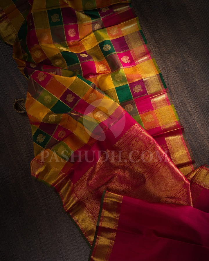 Paalum Pazhamum Checks Pure Zari Kanjivaram Silk Saree-SP277
