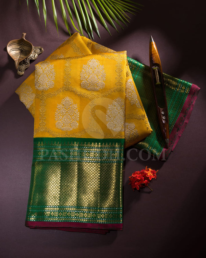 Mango Yellow With Emerald Green Pure Zari Kanjivaram Silk Saree-P200(A)