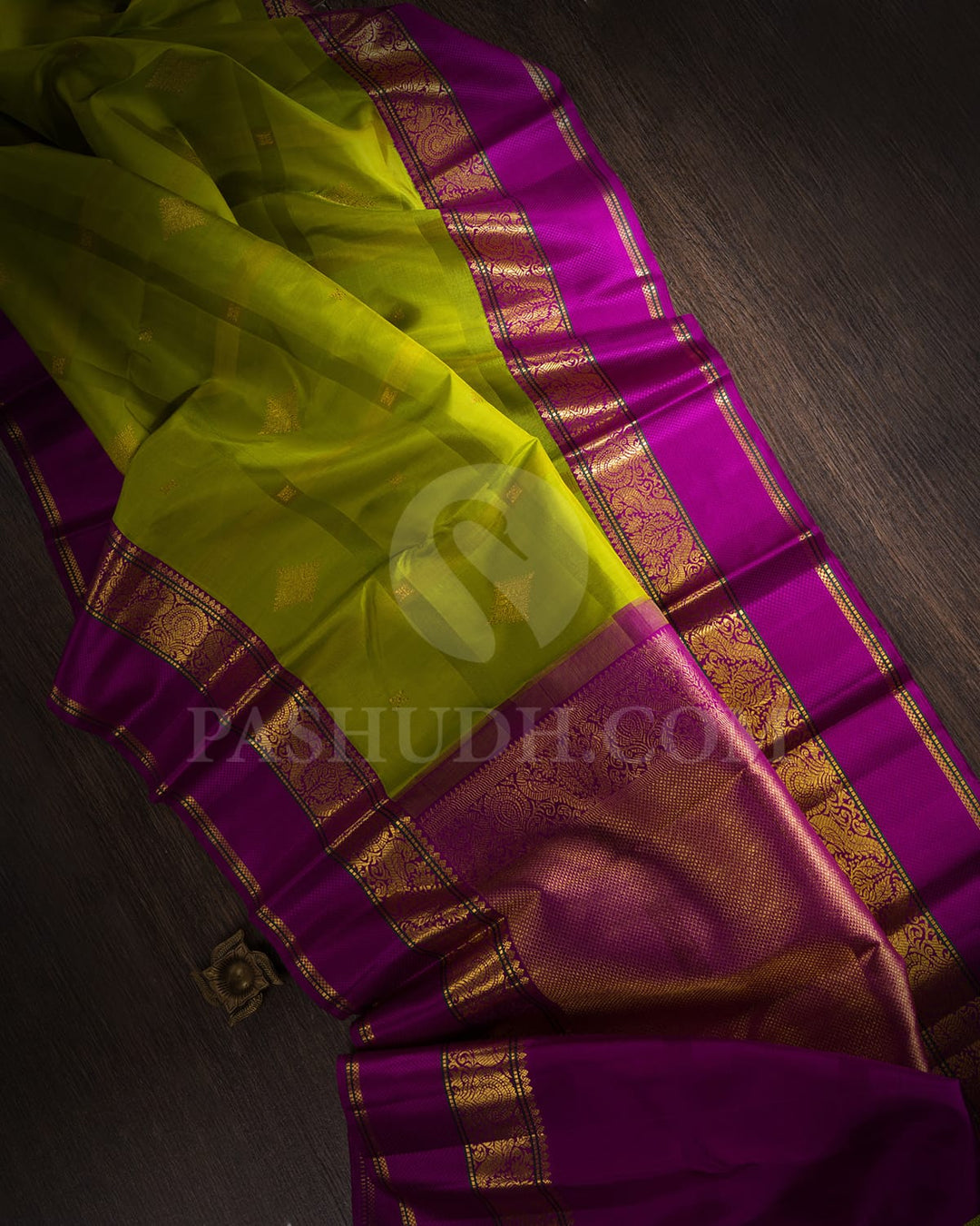 Parrot Green And Magenta Kanjivaram Silk Saree-S1562(A)
