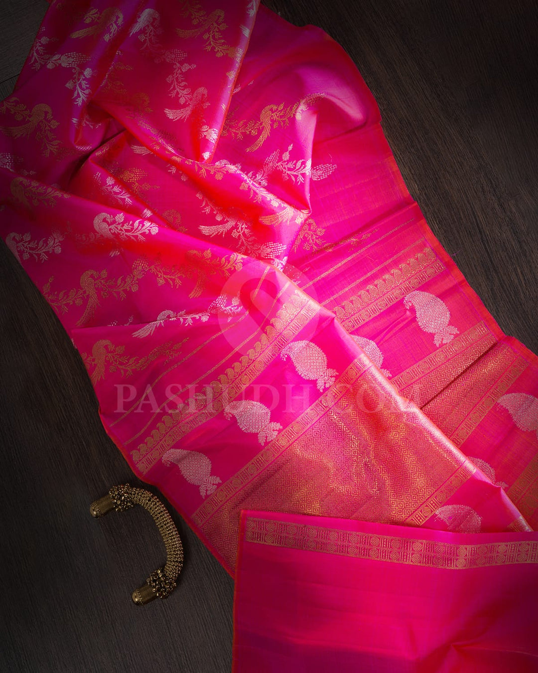 Dual Shaded Bright Pink Traditional Borderless Pure Zari Kanjivaram Silk Saree-SP292