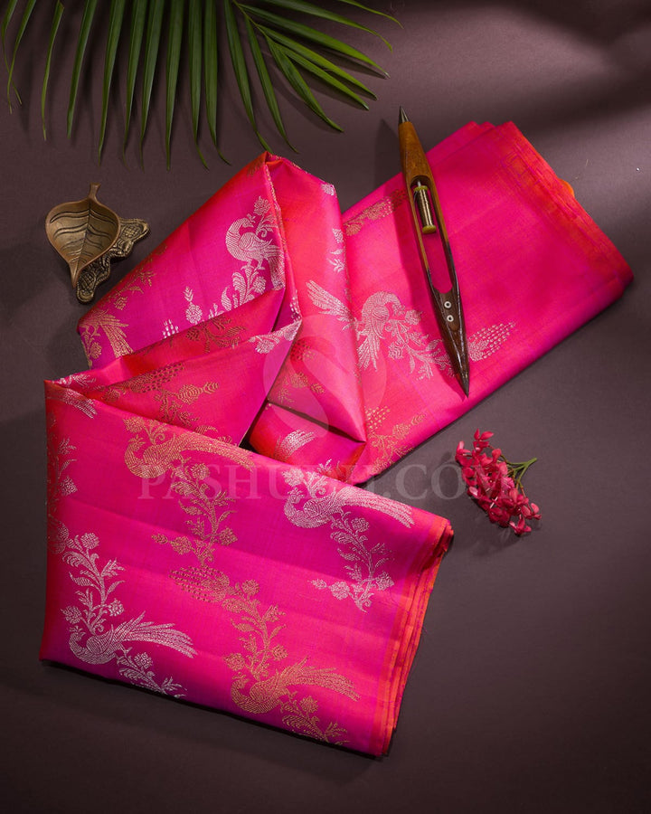 Dual Shaded Bright Pink Traditional Borderless Pure Zari Kanjivaram Silk Saree-SP292