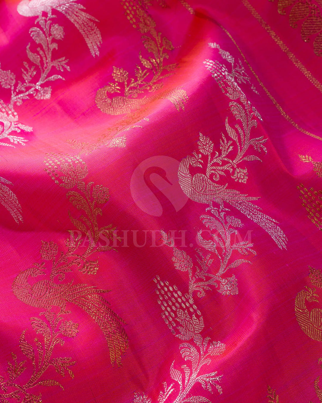 Dual Shaded Bright Pink Traditional Borderless Pure Zari Kanjivaram Silk Saree-SP292