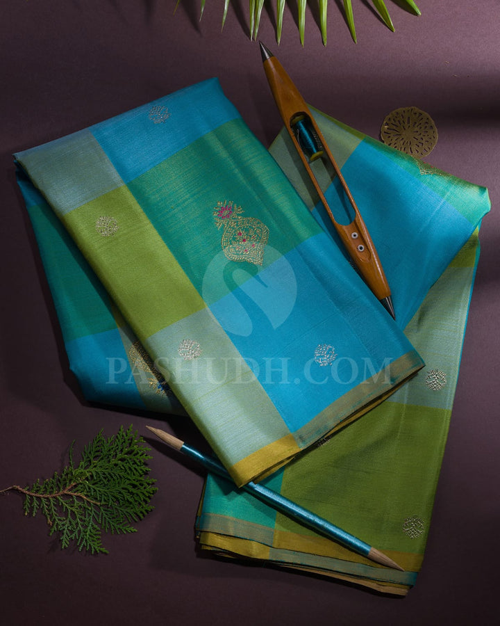 Blue-Green Hue With Beige Borderless Traditional Kanjivaram Silk Saree-S1491(B)