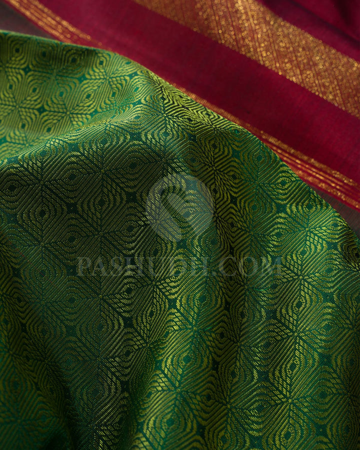 Deep Dark Green And Red Kanjivaram Silk Saree-S1581(A)