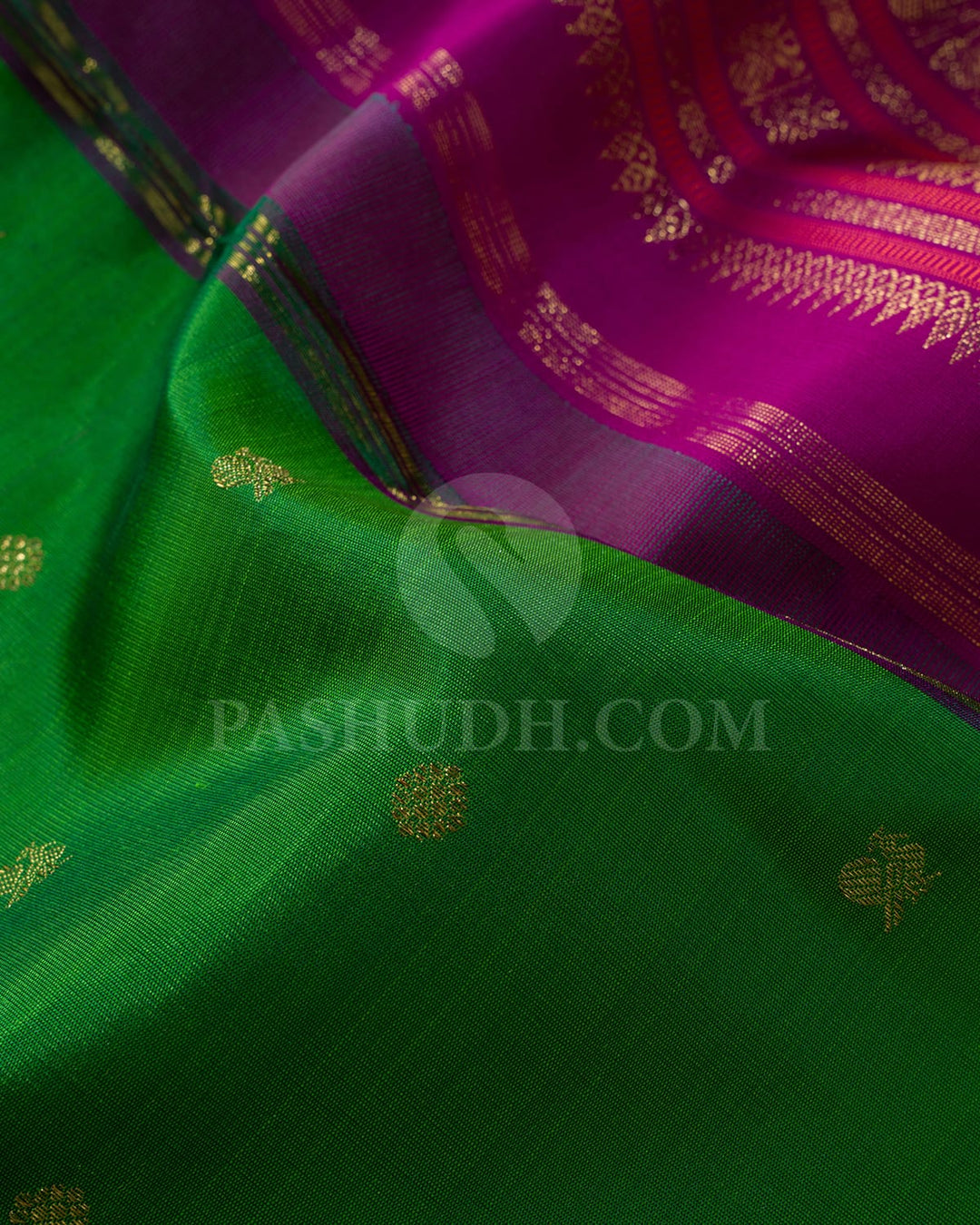 Emerald Green With Magenta Kanjivaram Silk Saree-SP353