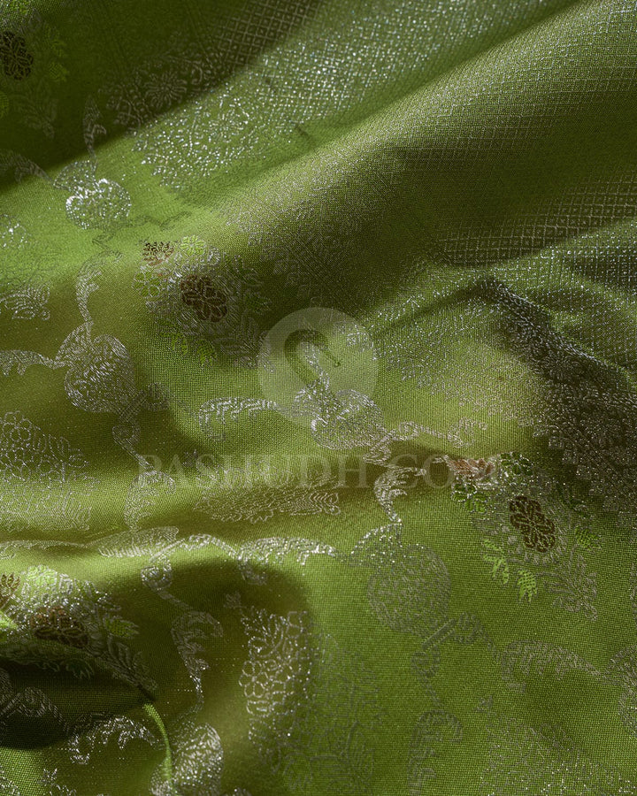 Pear Green Kanjivaram Silk Saree-DT315(B)
