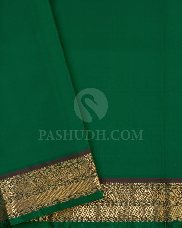 Cream With Paaku Pure Zari Kanjivaram Silk Saree-SP367
