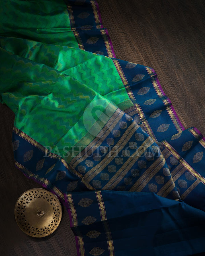 Dual Shaded Green And Navy Blue Kanjivaram Silk Saree-D652(E)
