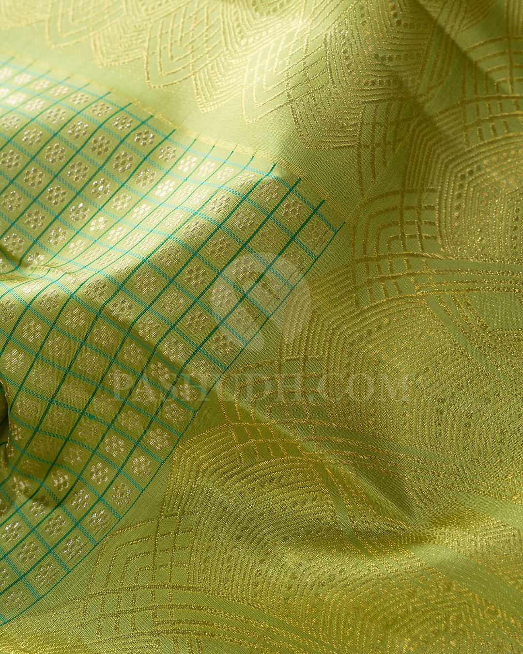 Parrot Green Kanjivaram Silk Saree-S1749(A)