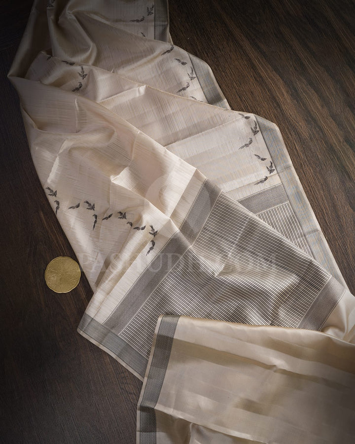 Cream With Black Kanjivaram Silk Saree-D693(A)