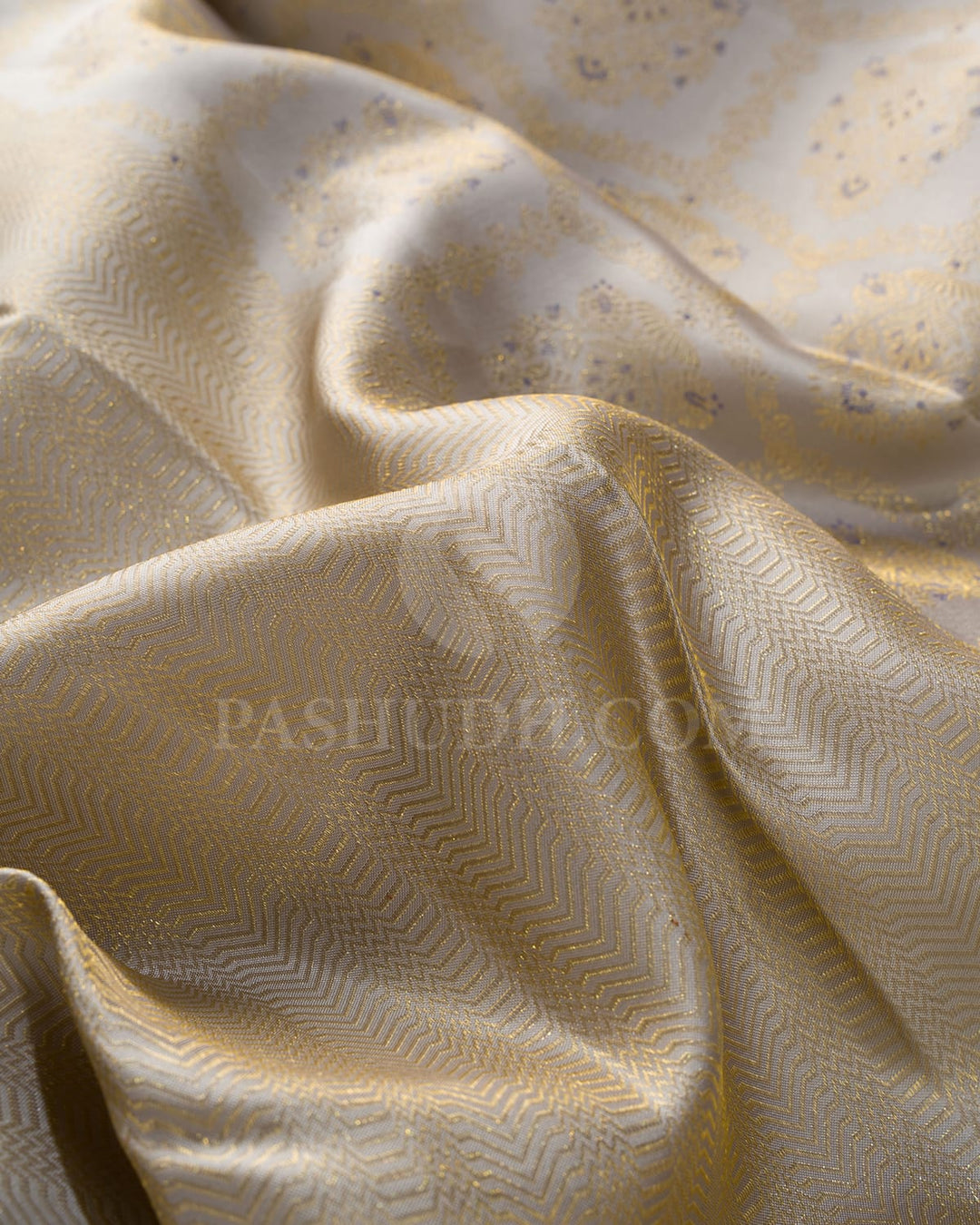 Agreeable Grey With Repose Grey Kanjivaram Silk Saree-D683(D)