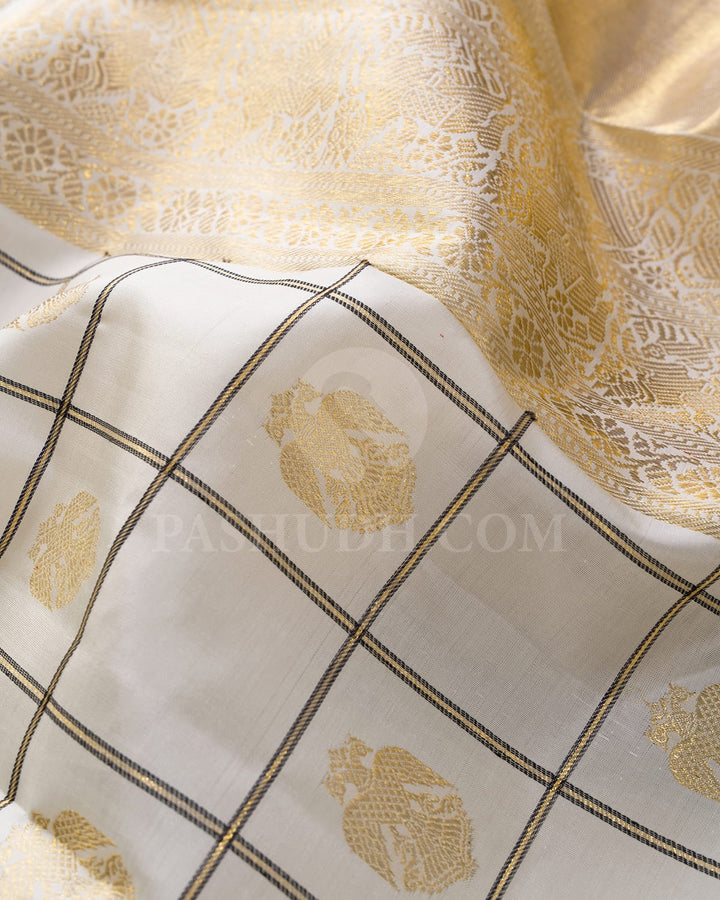 Half White Kanjivaram Silk Saree-S1717(B)