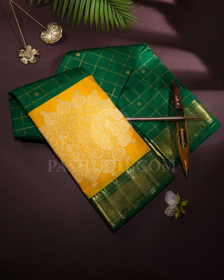 Japanese Laurel With Sunflower Yellow Kanjivaram Silk Saree-S1703(D)