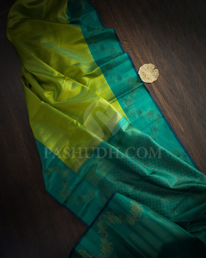 Dual Shade Of Pear Green And Emerald Green Kanjivaram Silk Saree-D704(B)