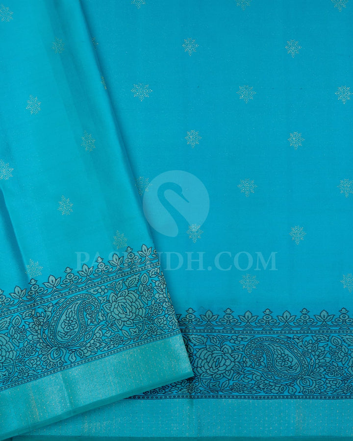 Dual Shaded Parrot Green With Sky Blue Kanjivaram Silk Saree-D677(C)