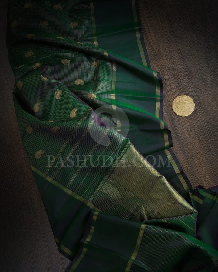 Dual Shaded Bottle Green Pure Zari Kanjivaram Silk Saree-SP420