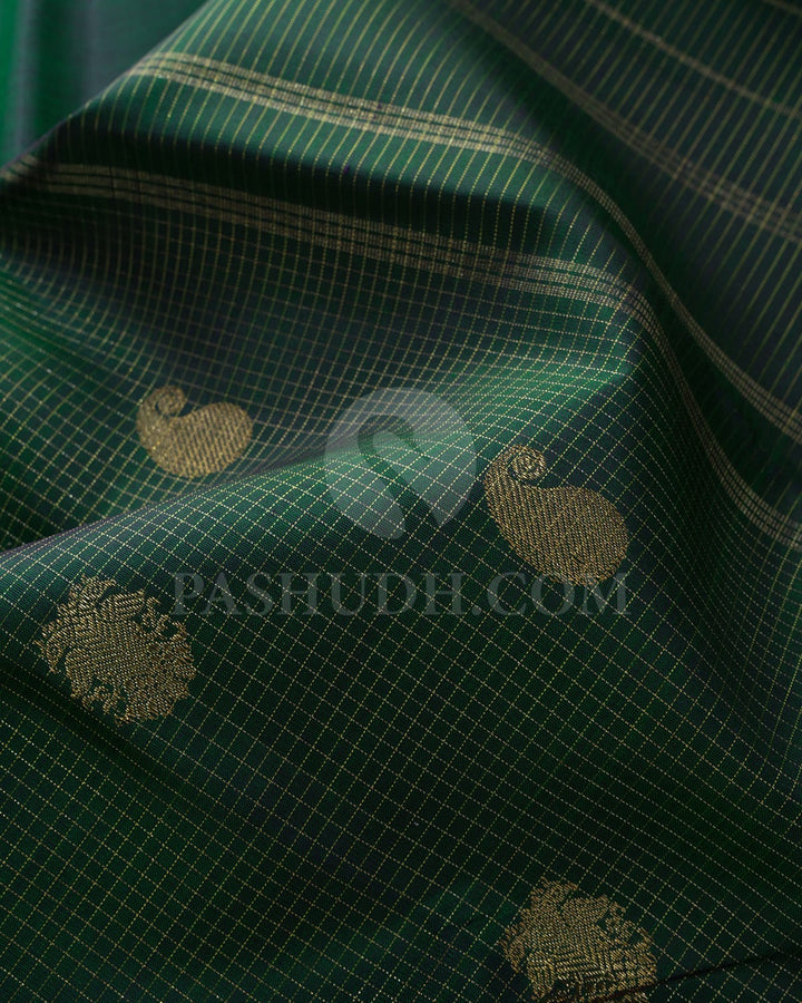 Dual Shaded Bottle Green Pure Zari Kanjivaram Silk Saree-SP420