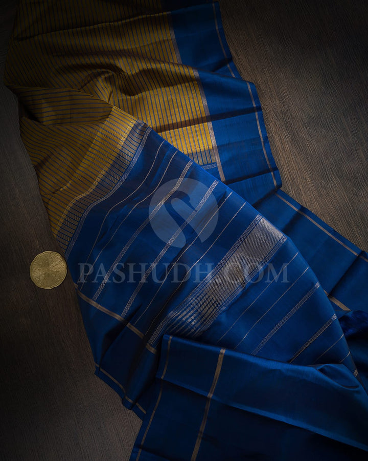 Dual Shaded Fenugreek Brown With Prussian Blue Pure Zari Kanjivaram Silk Saree-SP424