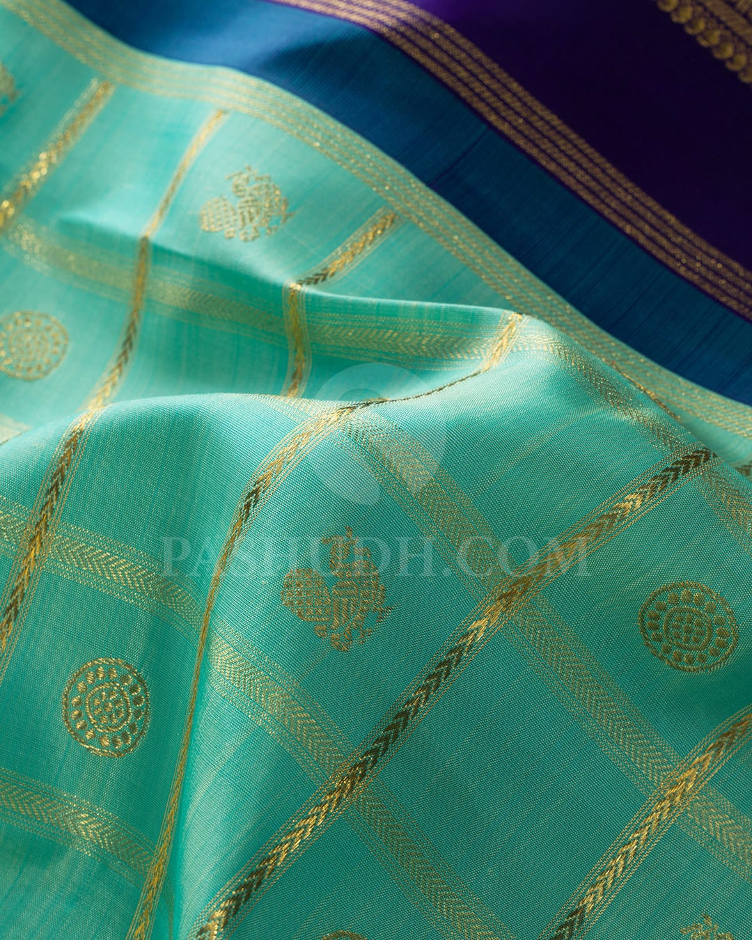 Dual Shaded Light Ramagreen With Dark Royal Blue Traditional Kanjivaram Silk Saree-SP436