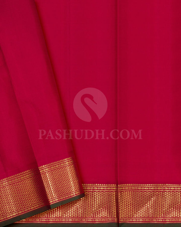 Moss Green With Bold Red Traditional Kanjivaram Silk Saree-SP411