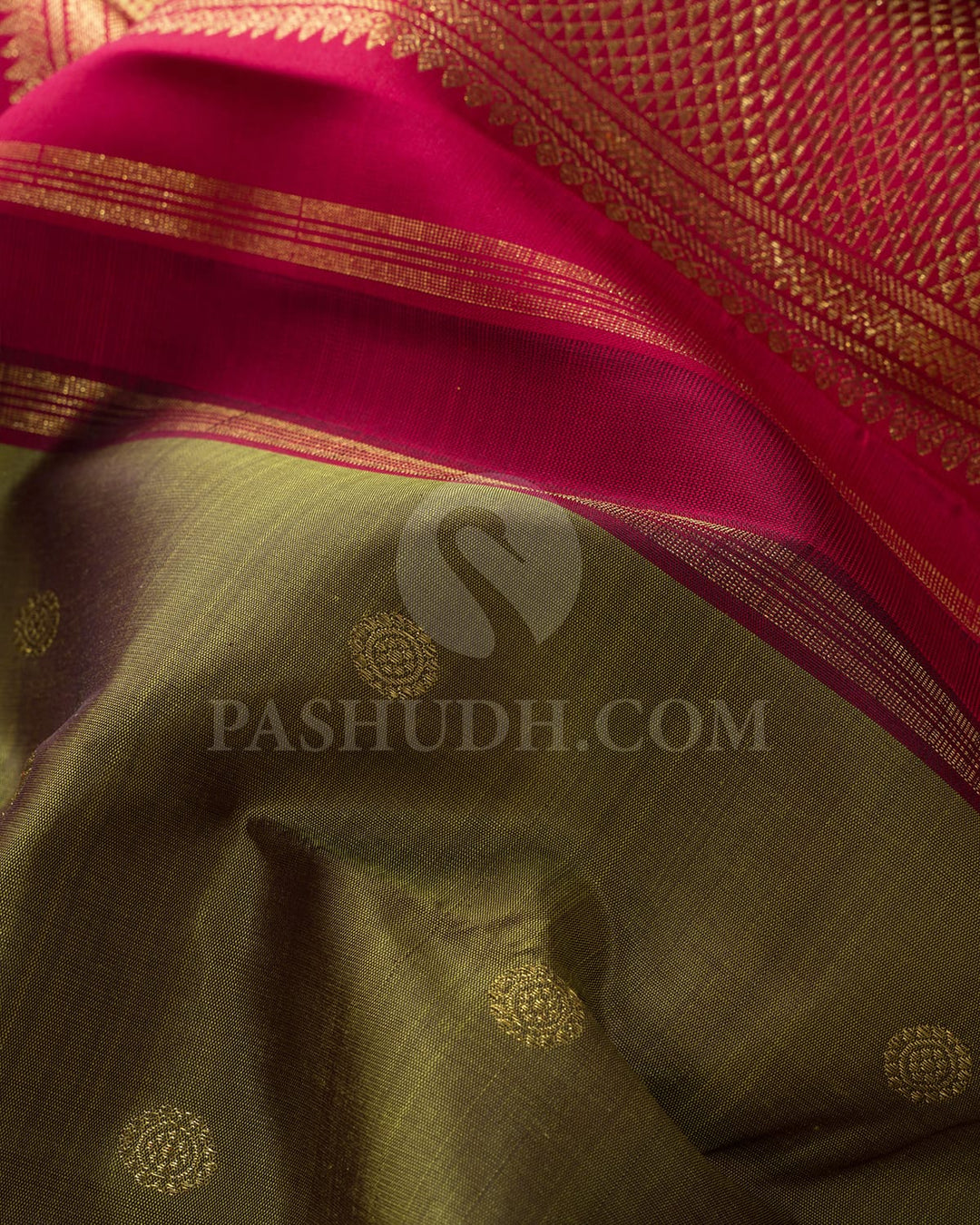 Moss Green With Bold Red Traditional Kanjivaram Silk Saree-SP411