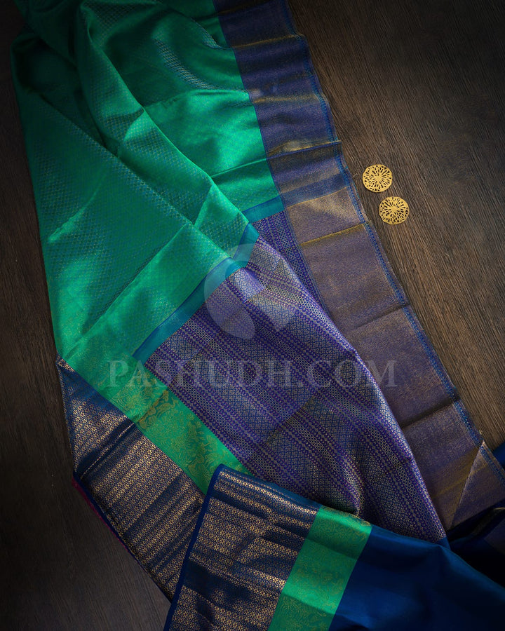 Dual Shaded Peacock Green Kanjivaram Silk Saree-D710(A)