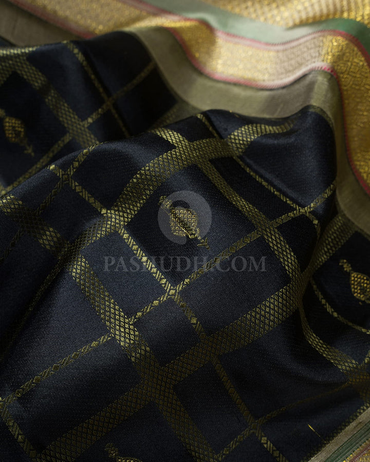 Black Traditional Kanjivaram Silk Saree-D711(A)