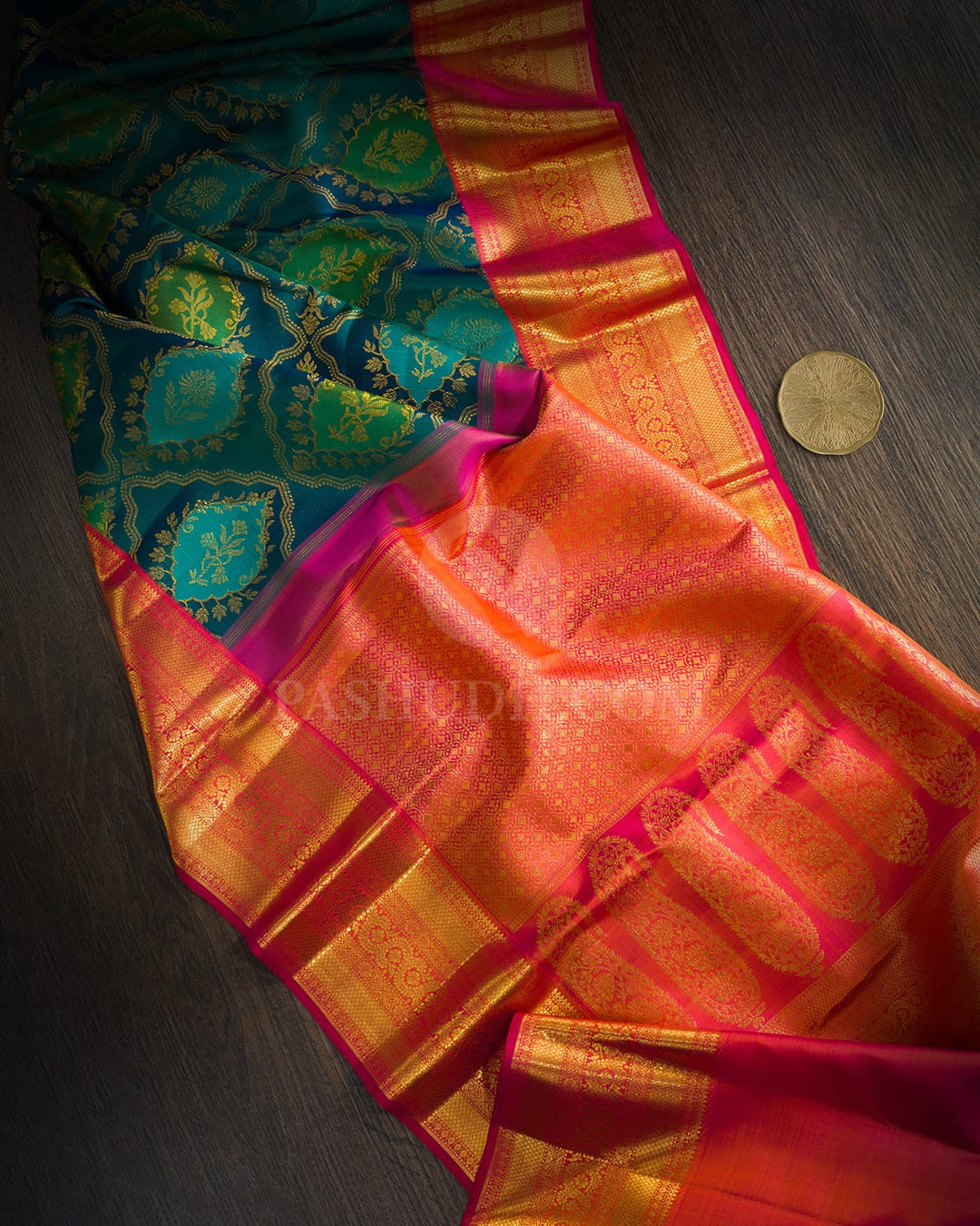 Dual Shaded Green Rangkat Kanjivaram Silk Saree-S1841(A)