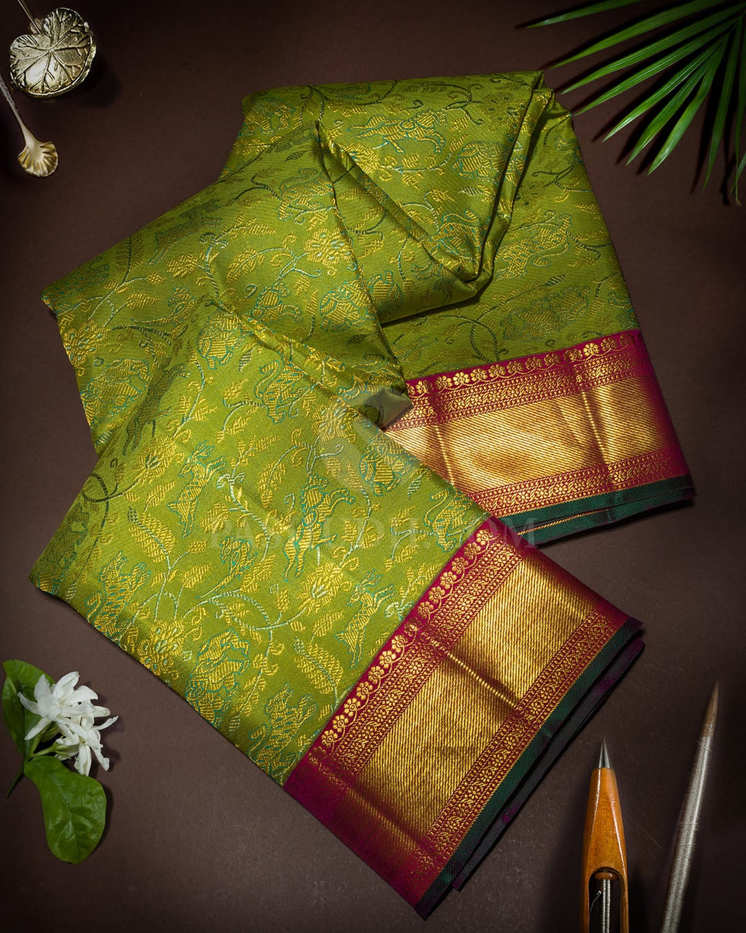 Parrot Green Vanasingaram Kanjivaram Silk Saree-S1571(E)