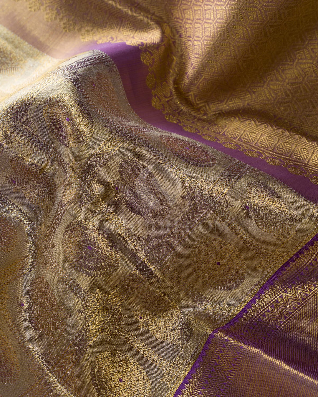 Gold And Silver Zari Tissue Kanjivaram Silk Saree-SP468