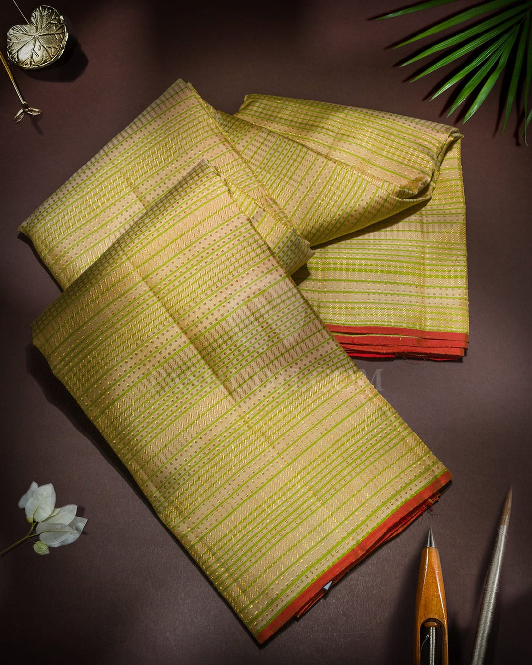 Dual Shaded Tussar Borderless Kanjivaram Silk Saree-S1419(D)